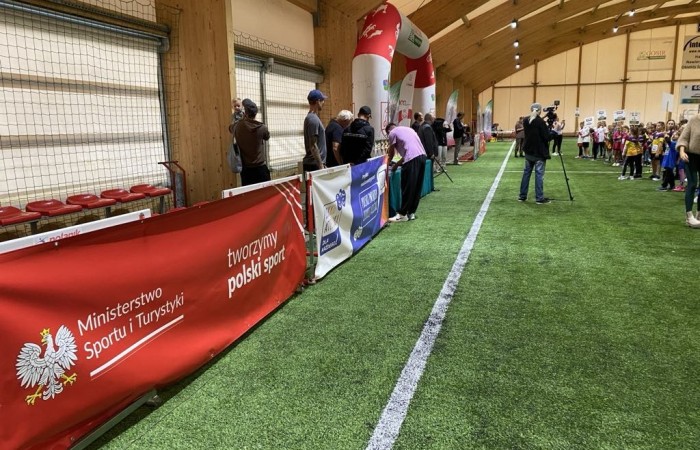 6f23f8f9-cfcb-44d3-b7ba-221a076e9f59